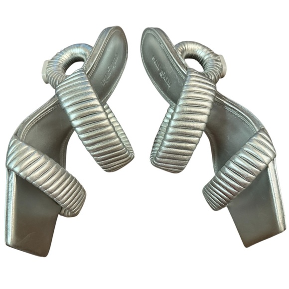 Cult Gaia Valence 75MM Metallic Leather Sandals in Silver Size 7.5 - Picture 8 of 13